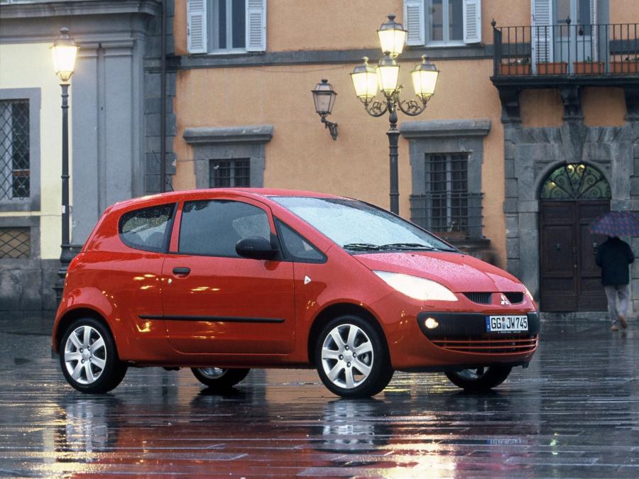  Mitsubishi Colt CZ3 2005 года  (фото 8 из 10)